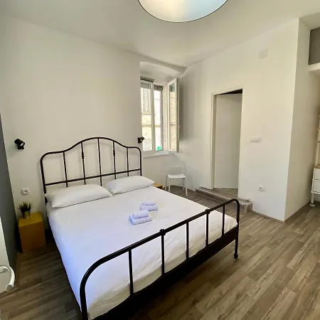Flanaticus Apartment
